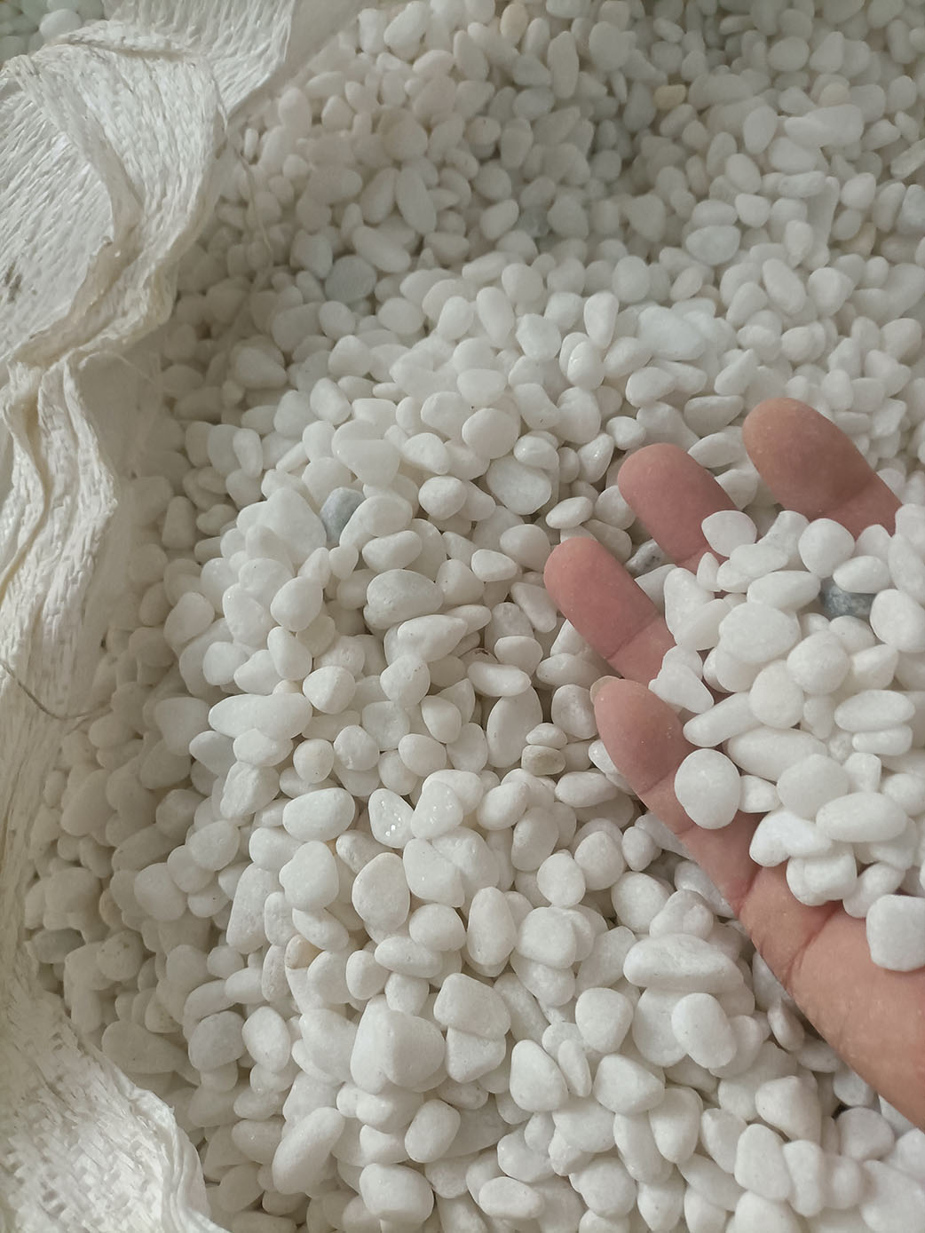 水磨石砾石