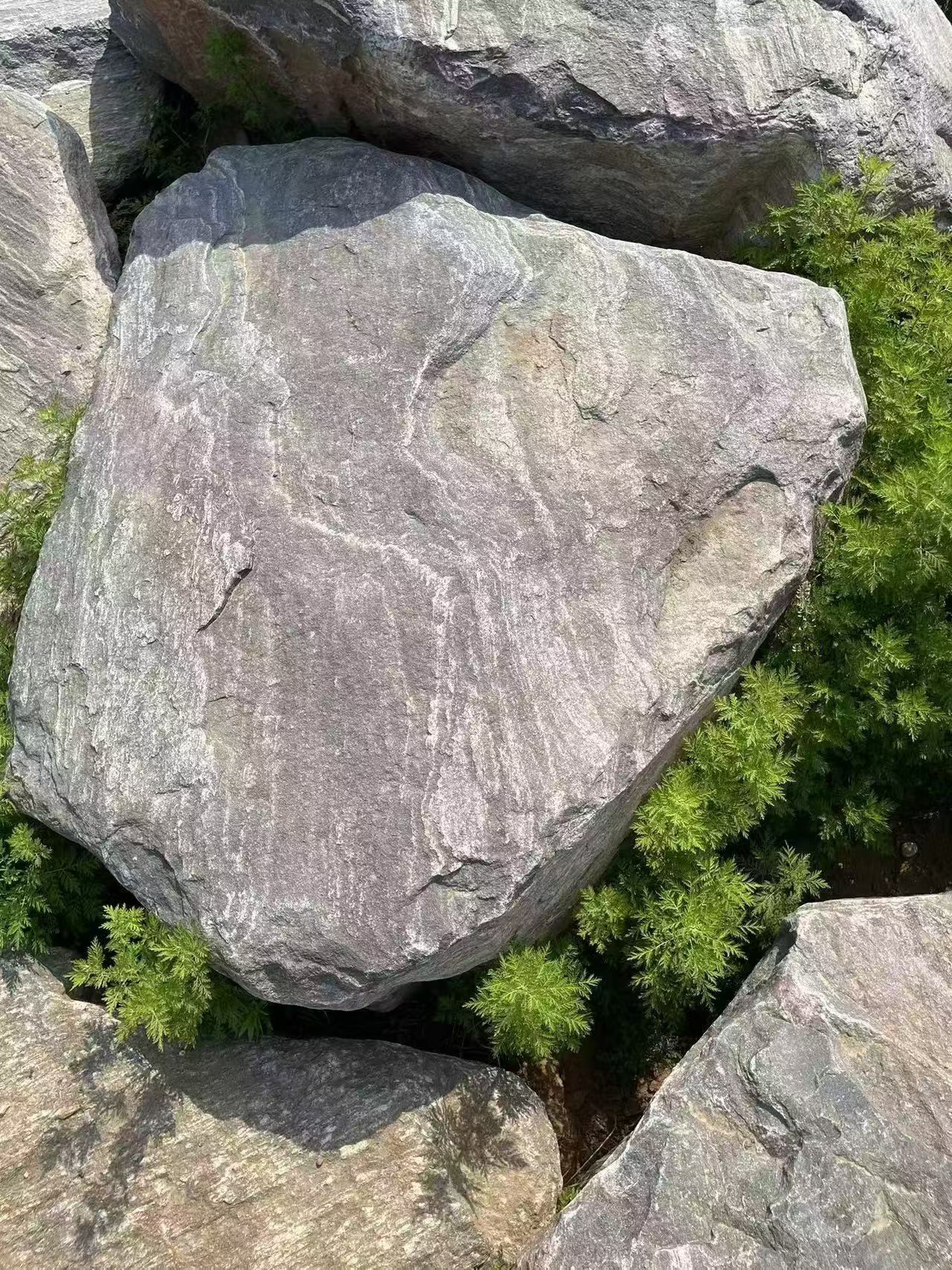 景观石草坪石